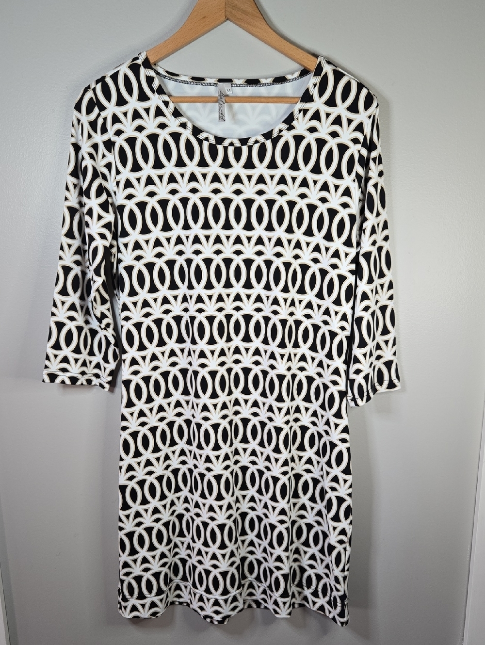 Lulu B's Women's Medium UPF 50 Black White & Tan Patterned 3/4 Sleeve Dress